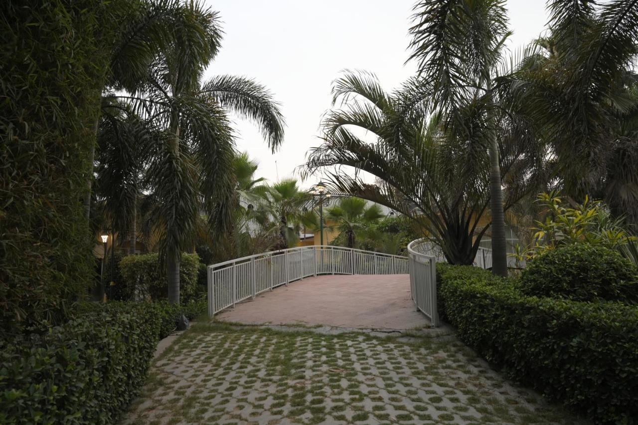לודהיאנה Kamal Resorts - The Luxury Of Being Yourself מראה חיצוני תמונה