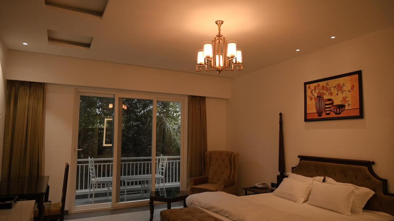 לודהיאנה Kamal Resorts - The Luxury Of Being Yourself מראה חיצוני תמונה