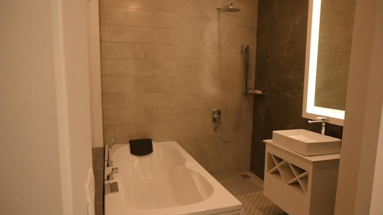 לודהיאנה Kamal Resorts - The Luxury Of Being Yourself מראה חיצוני תמונה